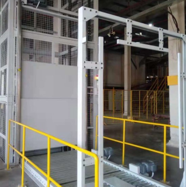 新建连续式提升机